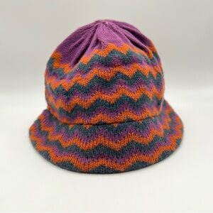 Harvé Benard Knit Bucket Hat, Chevron Zigzag Pattern, Colorful Orange Purple